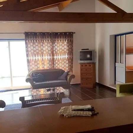 度假居 Charming House In Burinhosa, Pataias With Shared Pool