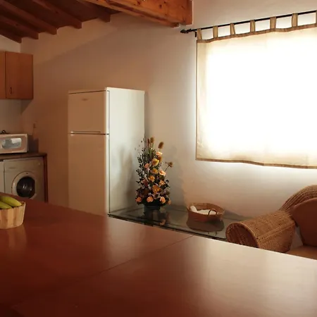 Charming House In Burinhosa, Pataias With Shared Pool Σπίτι διακοπών Burinhosa