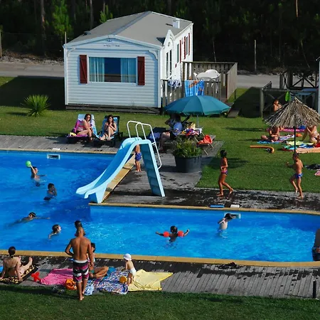 Charming House In Burinhosa, Pataias With Shared Pool Σπίτι διακοπών *