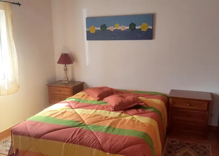 Charming House In Burinhosa, Pataias With Shared Pool * Burinhosa